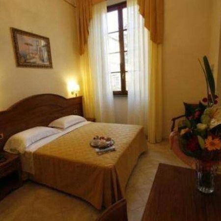 Hotel Il Duca Флоренция Номер фото